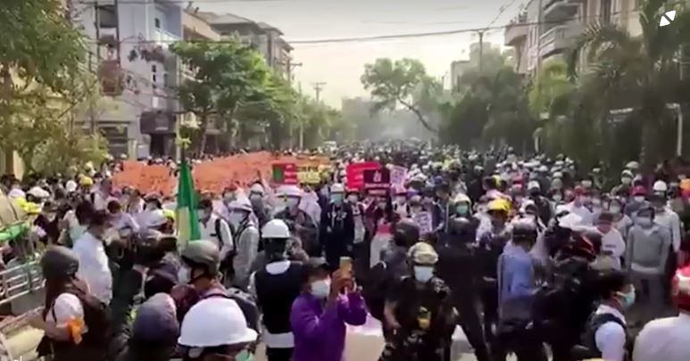 軍方突襲逮捕學生 緬甸全國大罷工