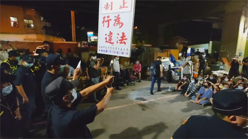 南鐵東移再爆衝突「警驅離管束20多名學生」　黃春香、李容渝法辦