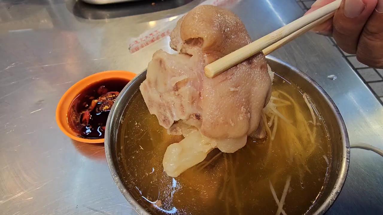 快新聞/禁宰令延長至11月6日! 瑞芳老字號豬腳湯改雞鴨維持營業