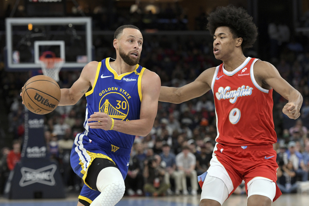 NBA／咖哩大神愚人節不呼弄！狂得52分飆進12顆三分球　生涯得分榜第25名