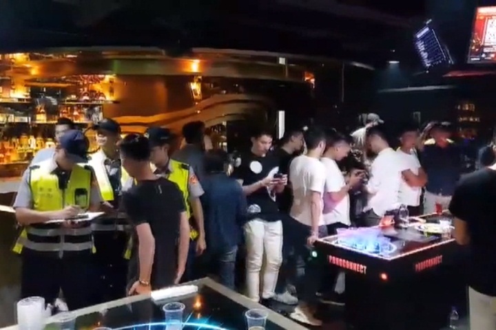 「三打掃黑」 警擴大臨檢信義區夜店