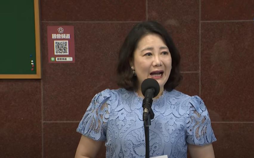 快新聞／王鴻薇「警告」卓榮泰必須發錢　吳思瑤：勒脖子逼行政院長違憲？