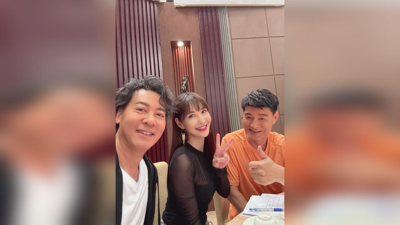 《豆腐媽媽》徐千京火辣使出「美人計」　尹昭德笑虧重現「小辣椒」本色：根本在演自己