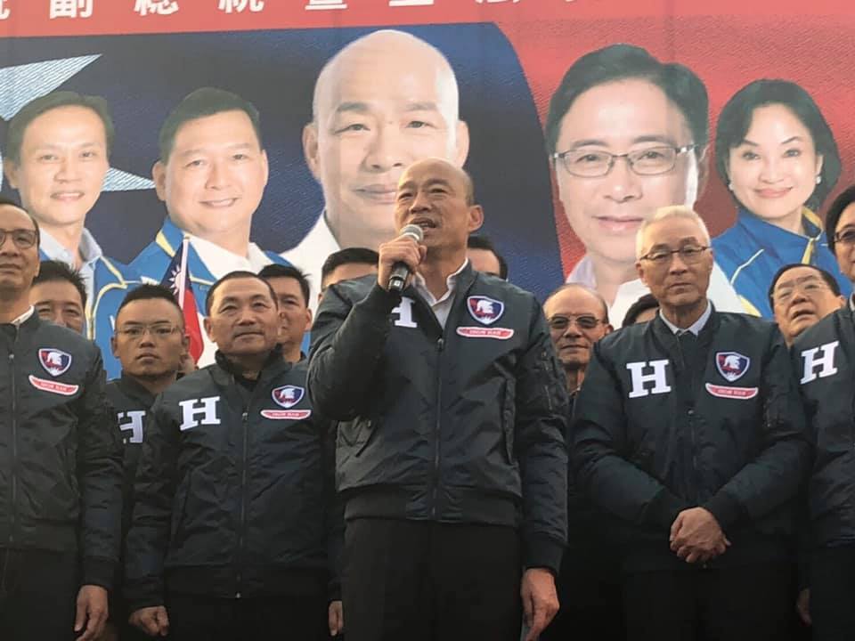 快新聞/韓粉稱「侯友宜甩開韓國瑜的手」 謝龍介生氣了