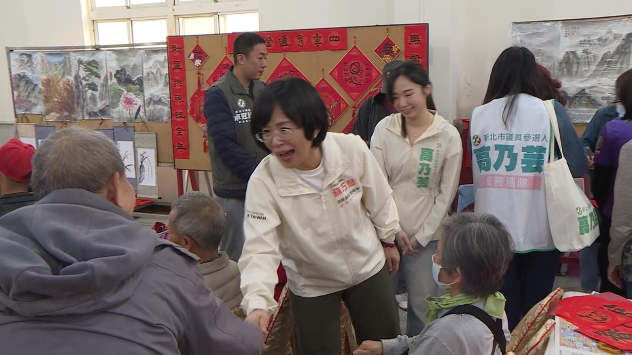 蘇巧慧回鶯歌選區「帶小雞」　陪高乃芸出席農民節衝選情