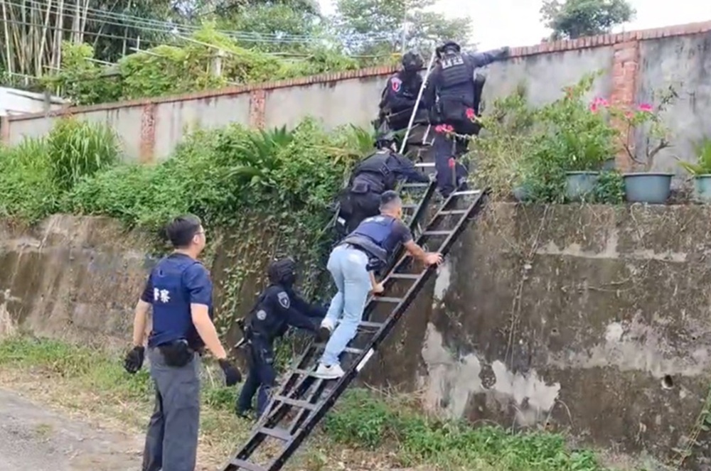 跨域偵查鎖定山區販毒集團　新北警緝獲安非他命1.5公斤