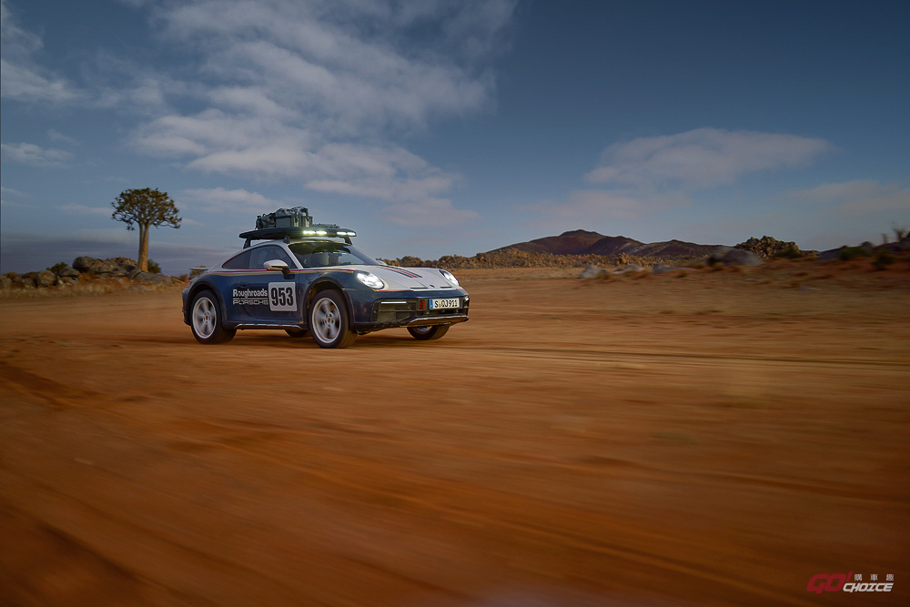 保時捷發表911 Dakar全地形跑車　預售價突破千萬！