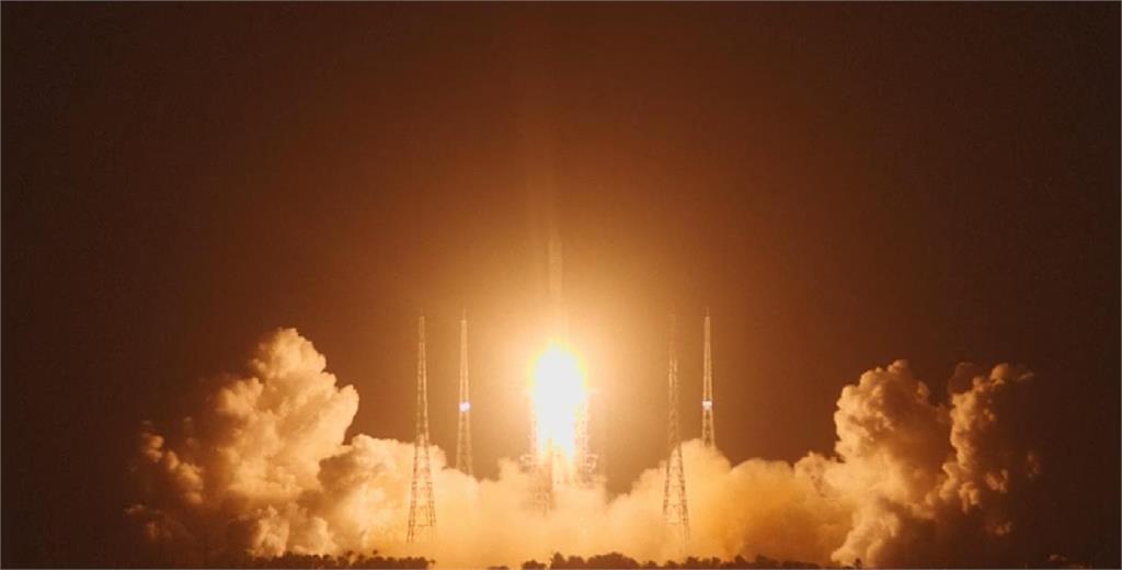 中國發射嫦娥五號  有望首次帶回月球採樣