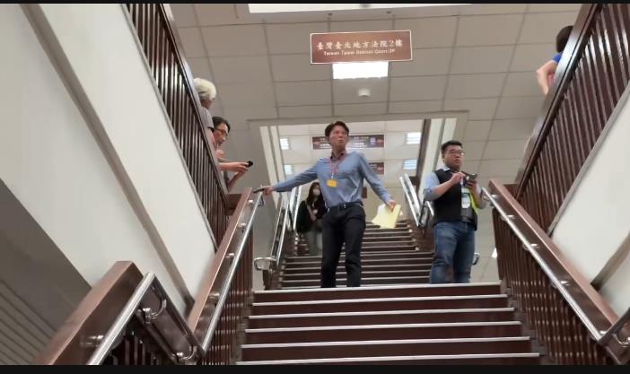 快新聞／驚傳妻子輕生墜樓亡！彭振聲開庭接到醫院電話　崩潰大哭響徹法院