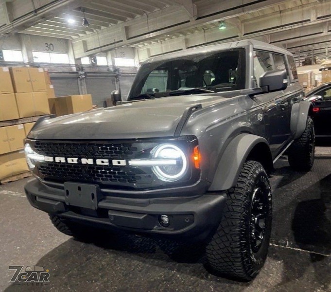 又一輛野馬休旅抵台　Ford Bronco Advanced Wildtrak 保稅倉開箱