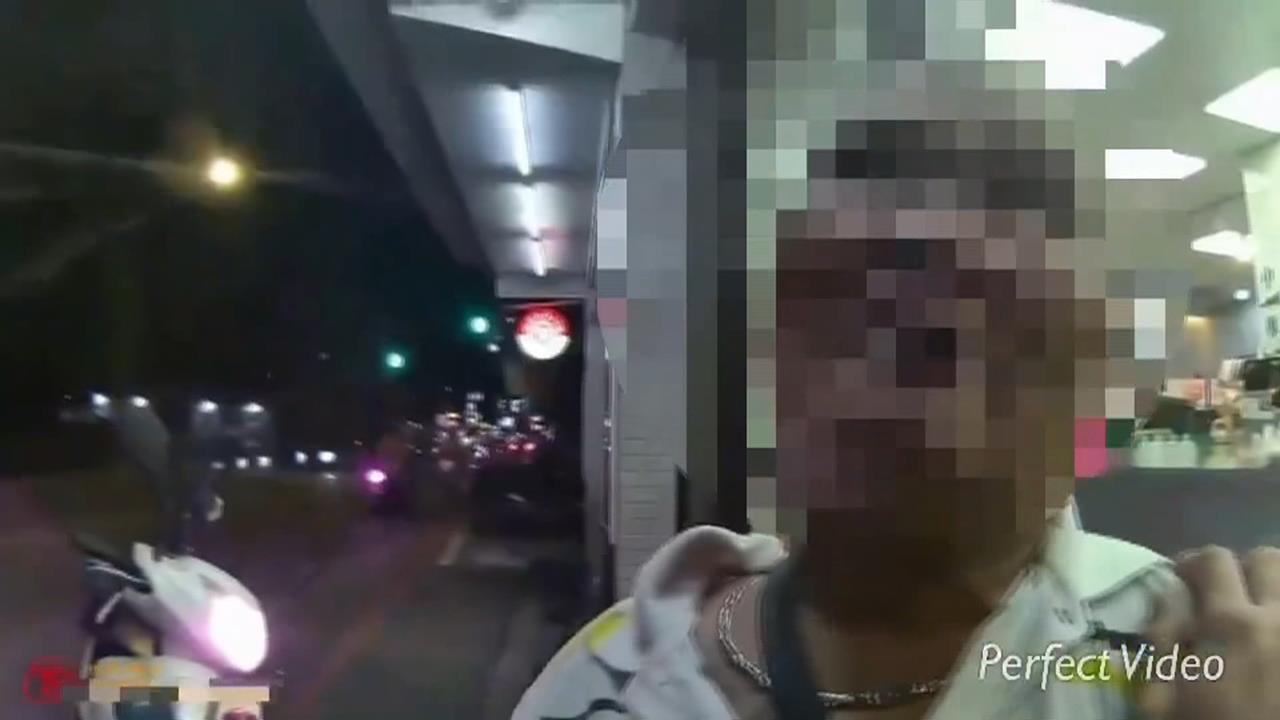 朋友喝酒吵架！新北男子徒手打人　友人持鑰匙猛刺反擊