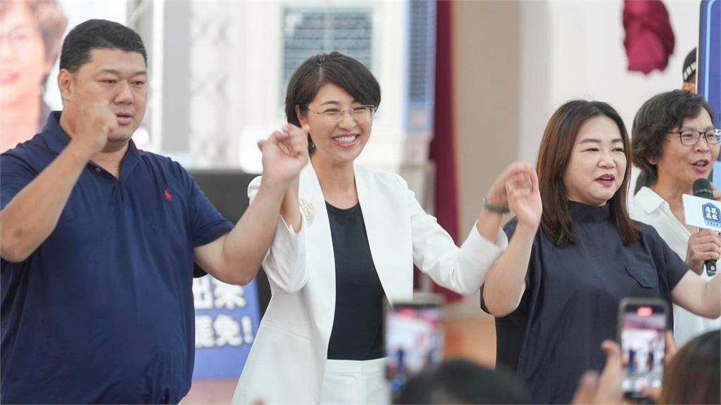 許淑華823反罷「過河拆橋黃國昌」？周軒揭「小草氣炸鍋現況」網愣：有夠精彩