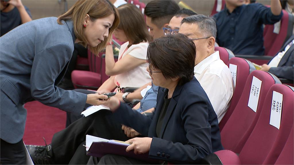 形同認罪？　週刊爆陳智菡曾與柯對話　認木可內帳是「死棋」