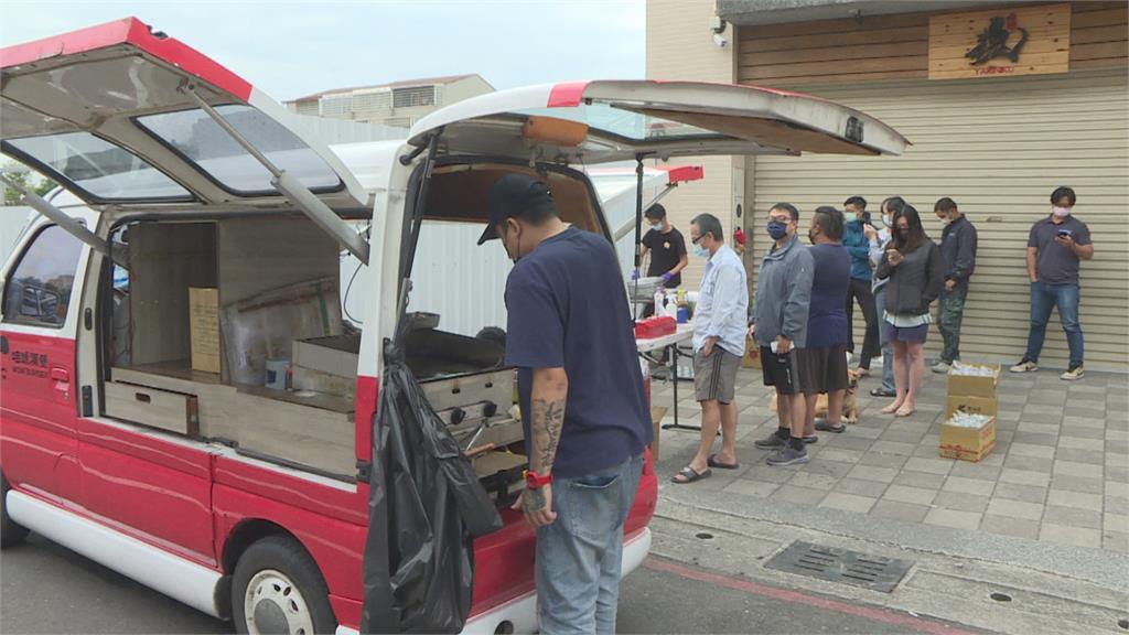 兒時曾受社福團體援助　漢堡餐車老闆環島做公益