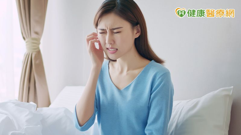 換季乾燥肌求救！皮膚專科醫師提醒：選擇安全產品與專業醫師才安心