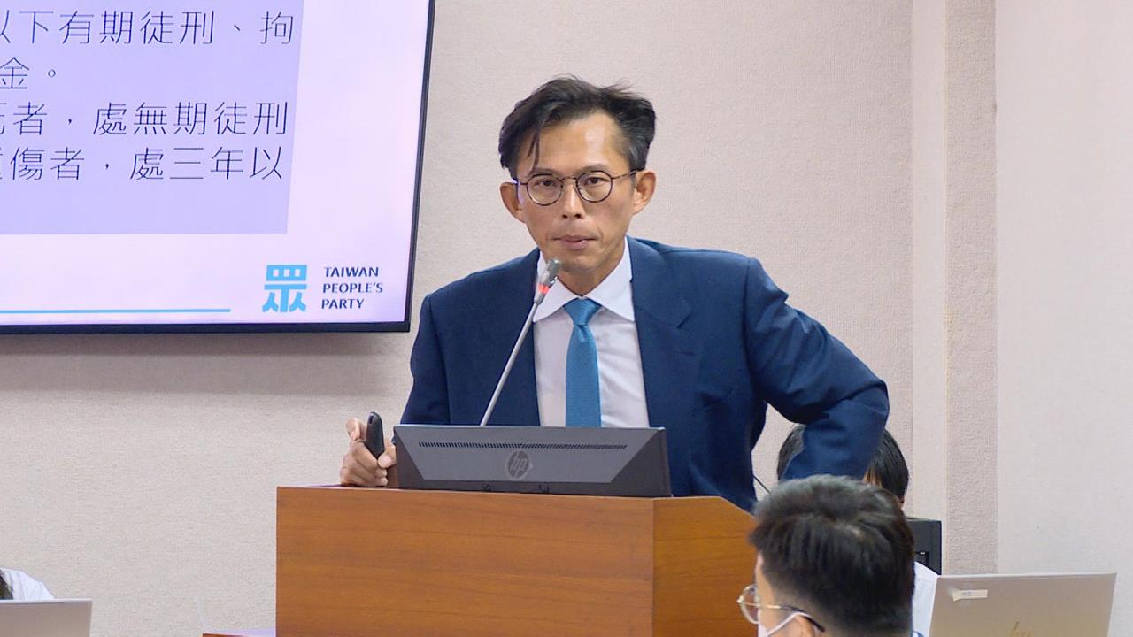 最前線(影)/踩痛腳?黃國昌反駁找徵信社?四叉貓暗示手上還有「這些料」!