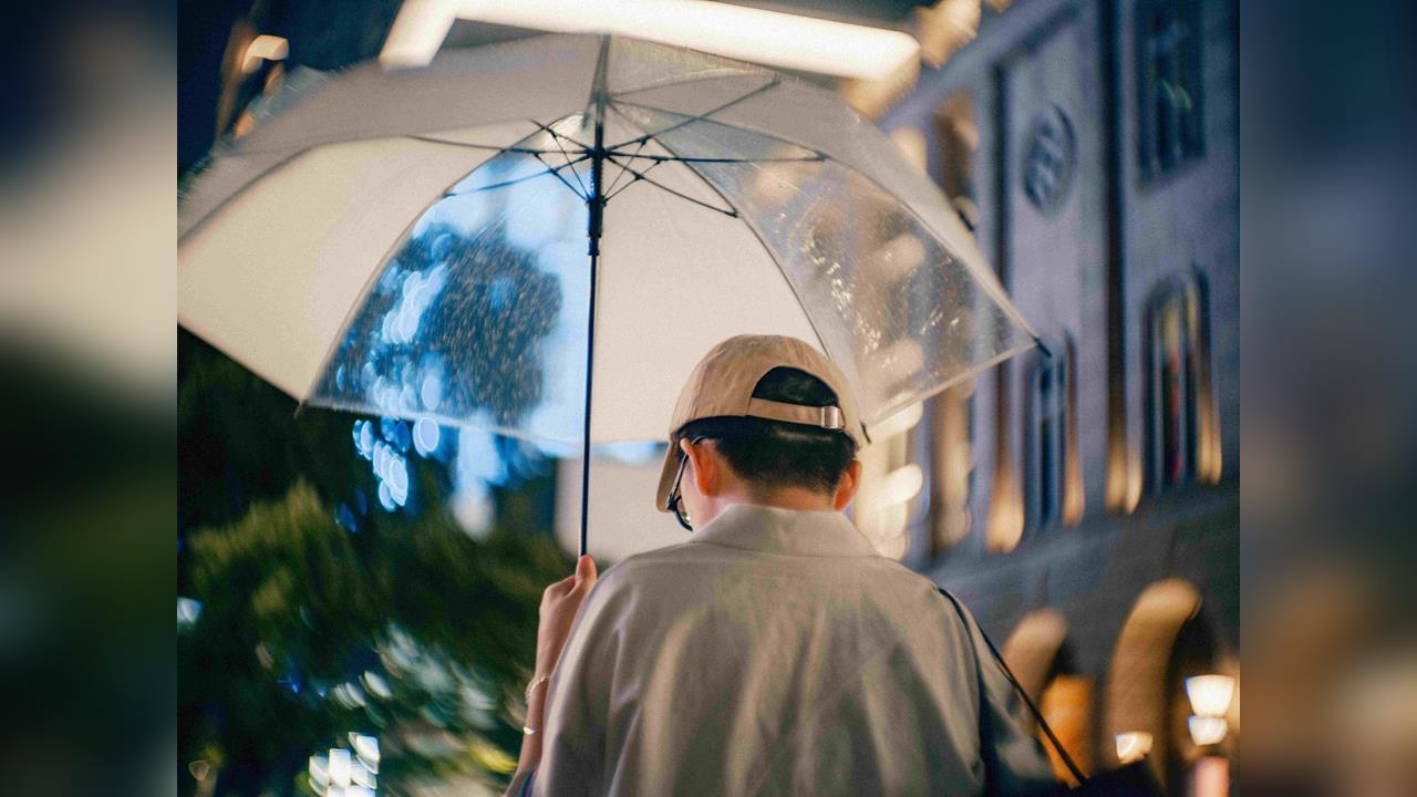 快新聞／雨彈升級！17縣市豪大雨特報　4地區慎防大雷雨
