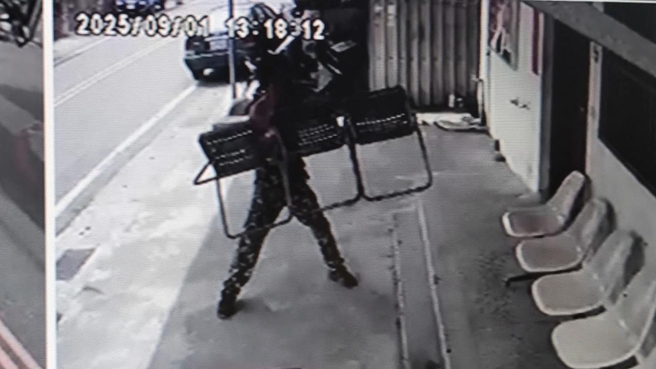 快新聞／女友待過的店都砸了個遍　花蓮男朝碗粿店潑漆畫面曝