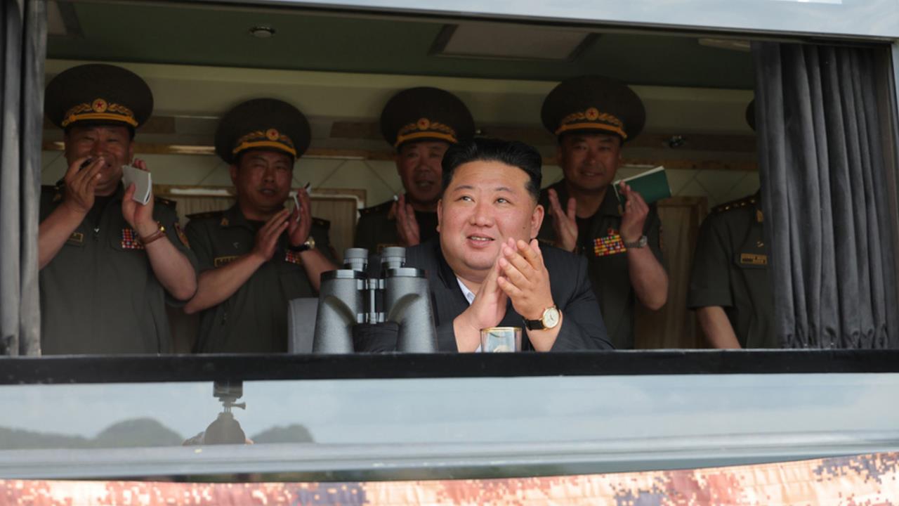金正恩才傳腦出血猝逝北京！外媒再踢爆極樂生活…「神秘海上樂園」畫面全流出