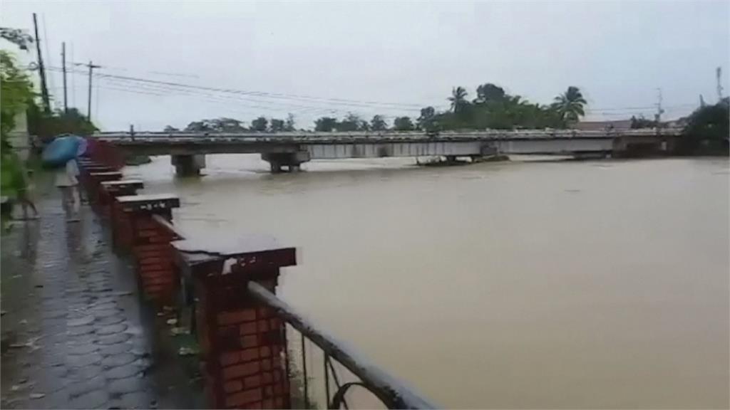 輕颱梅姬襲菲律賓！　兩百多起大小洪災肆虐