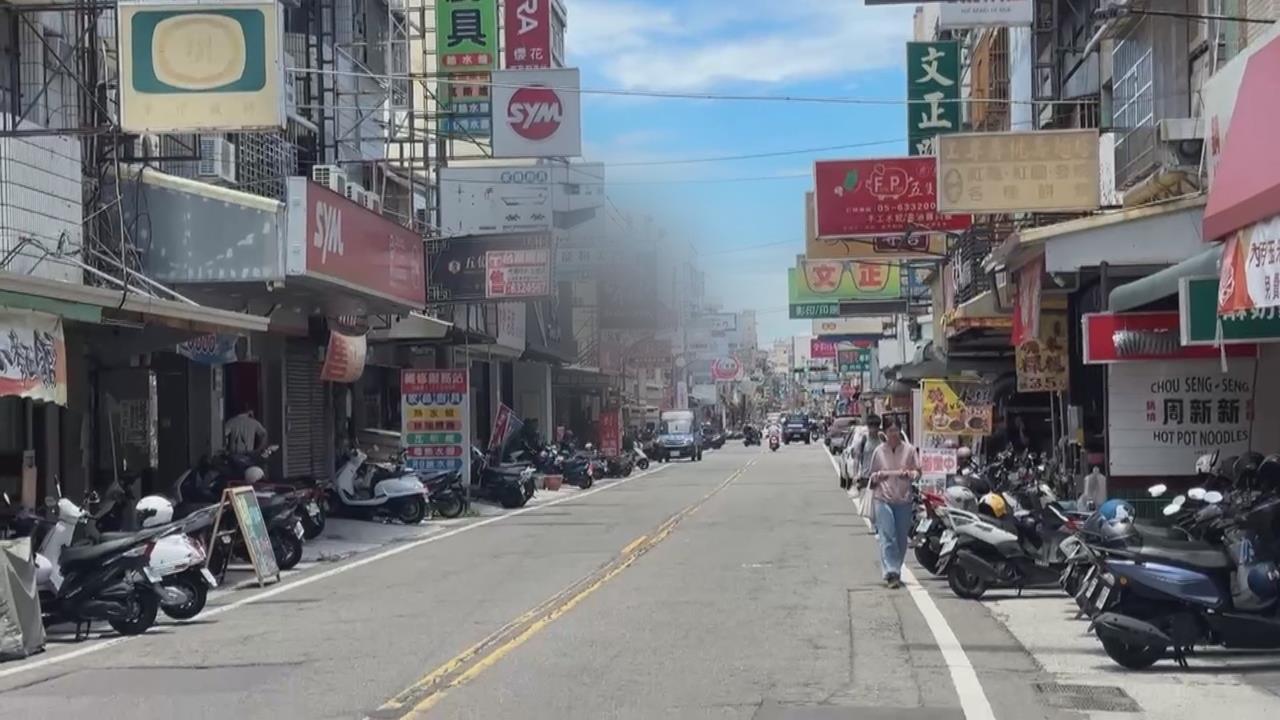 沙拉爬出「活體蝸牛"」店員神回 : 代表我們的菜很乾淨