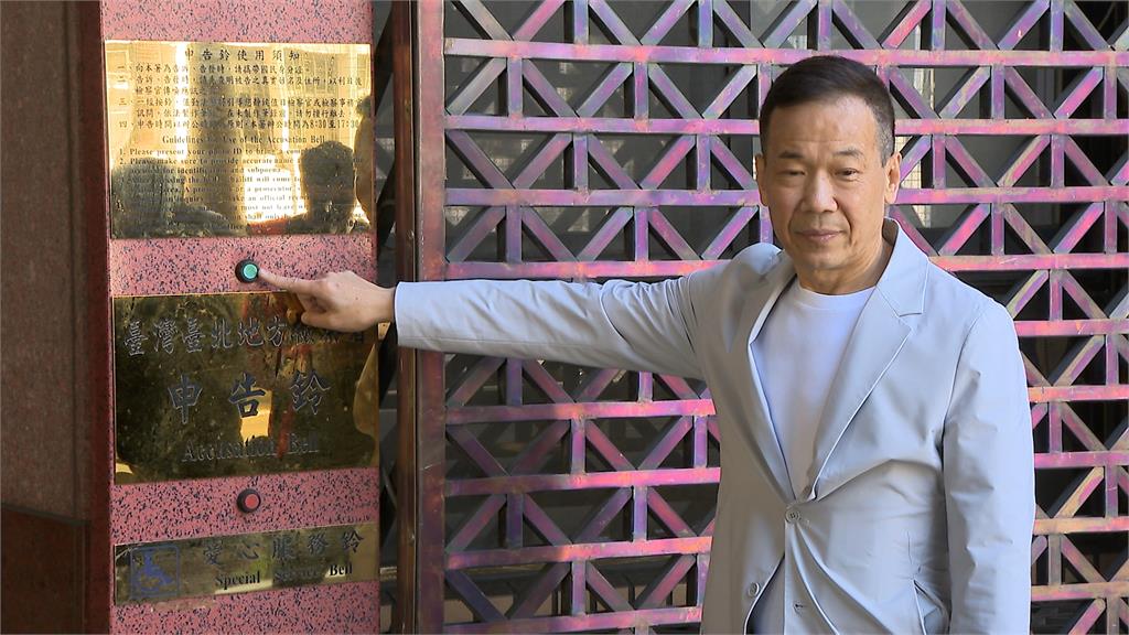 向前行(影)／疑涉「競選小物案」 傅崐萁地盤遭搜！鍾小平剛好「出國辦案」？