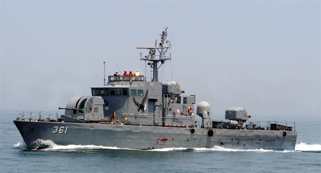 快新聞／驅離侵犯的北朝鮮軍艦！ 南韓巡邏艇連開10炮警告射擊　擦撞中國漁船