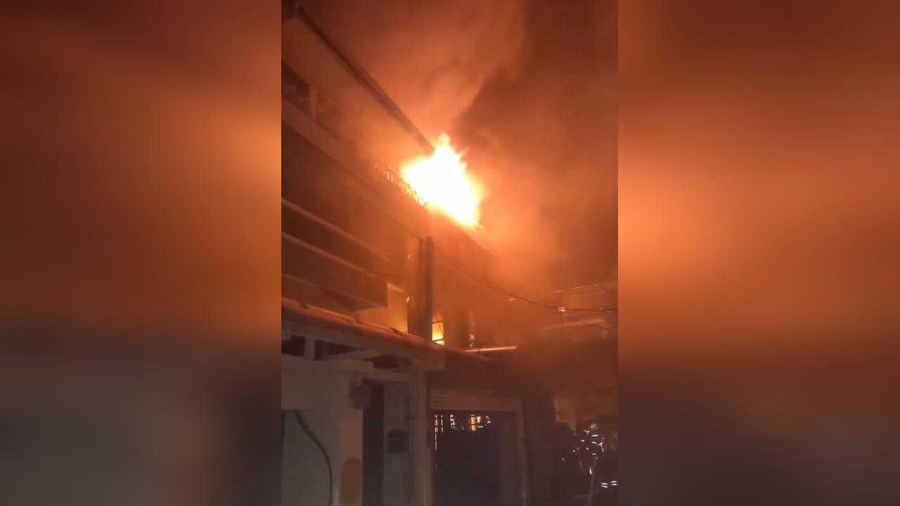 快新聞／嘉義暗夜火警！烈焰吞噬透天厝　陽台尋獲3人已無呼吸心跳