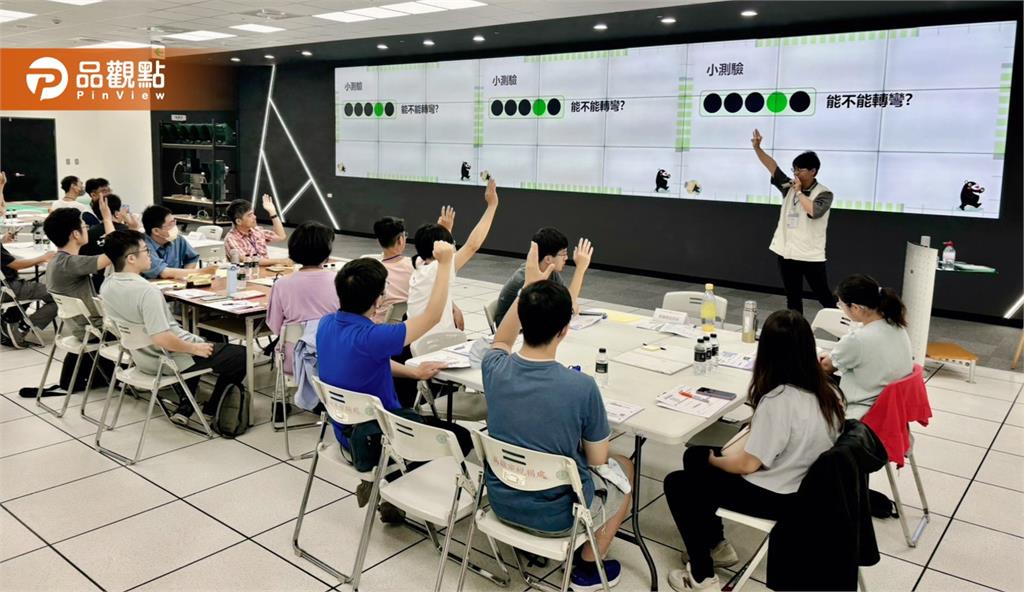 高雄市交通局開辦「號誌學堂」民眾點子助攻交通安全