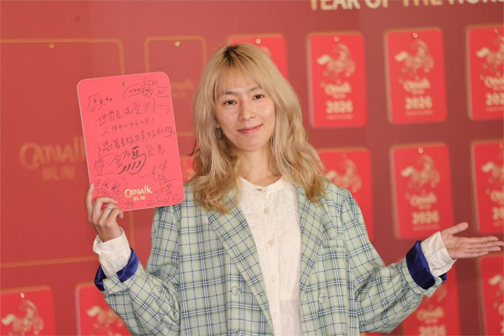 當面邀百靈果凱莉夫妻「3P」掀熱議　林辰唏露面回應關係