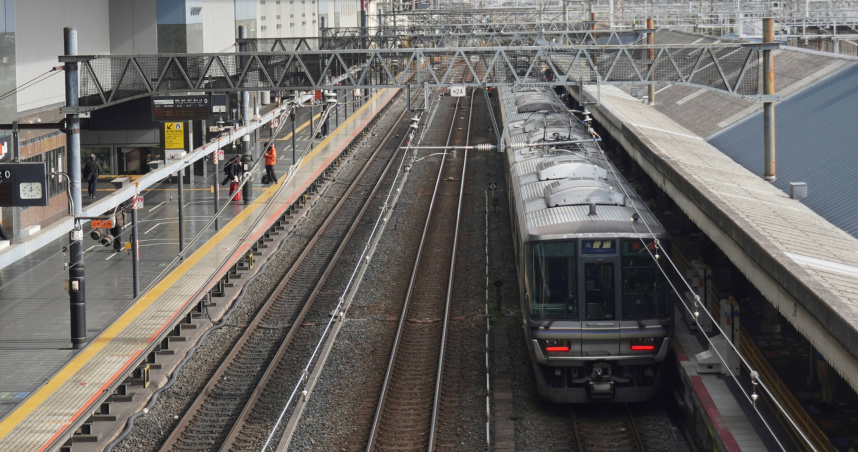 日本JR山手線、京濱東北線停電！　交通大亂估下午陸續恢復