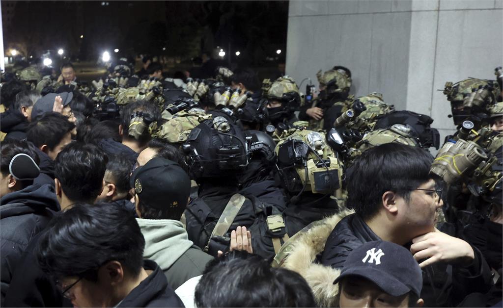快新聞／南韓戒嚴6小時全球高度關注　前立委：終究是民主救了民主