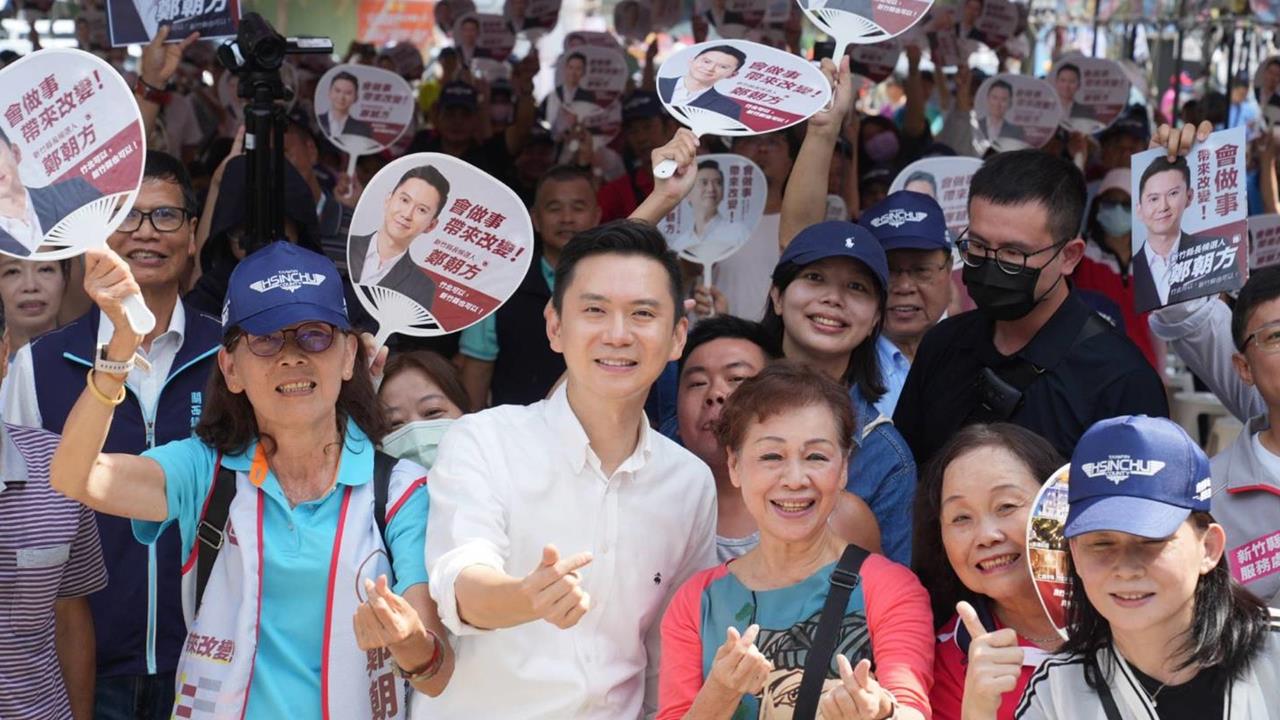 鄭朝方人氣爆棚！關西鎮長現身相挺　拋客庄「散步京都」新願景
