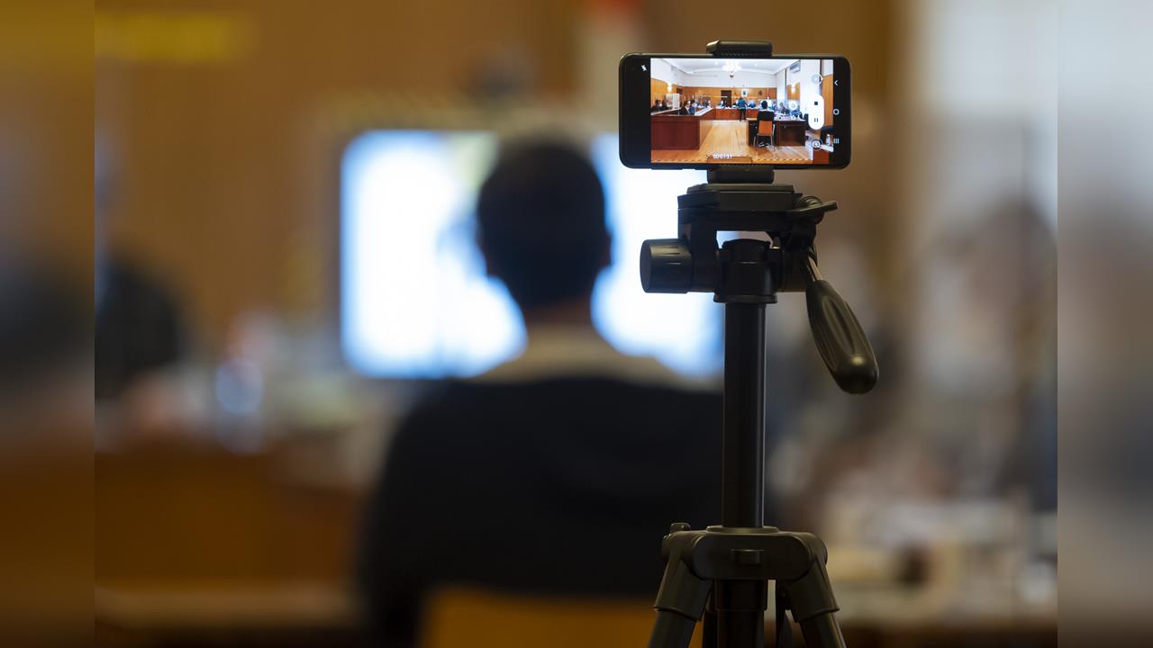 19歲失蹤兒遭「直播槍擊殘殺」焦屍曝野外…母心碎看掙扎畫面崩潰！