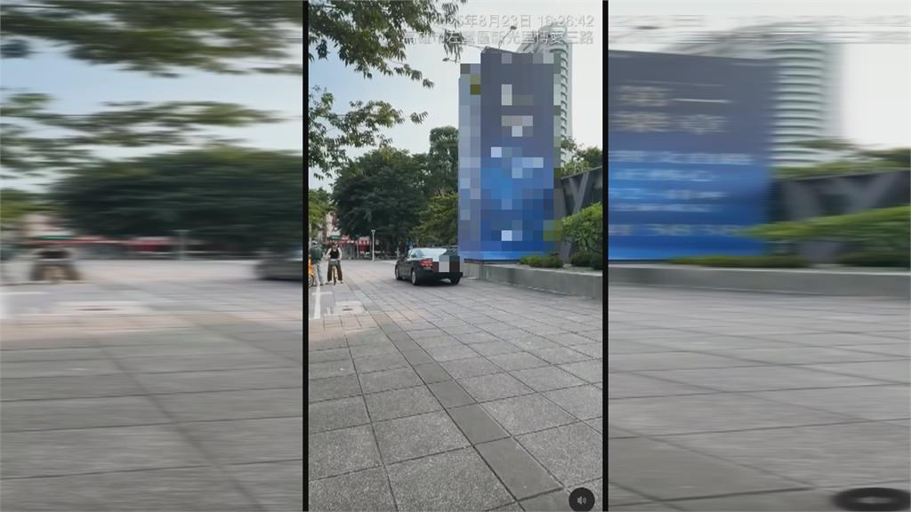 高雄汽車開上人行道　騎士占汽車位不聽勸怒砸安全帽