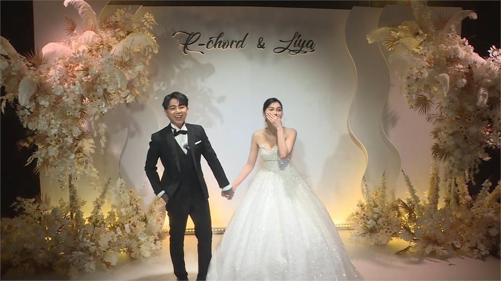 接棒蕭敬騰！謝和弦砸百萬辦婚禮　告白愛妻超甜畫面曝光