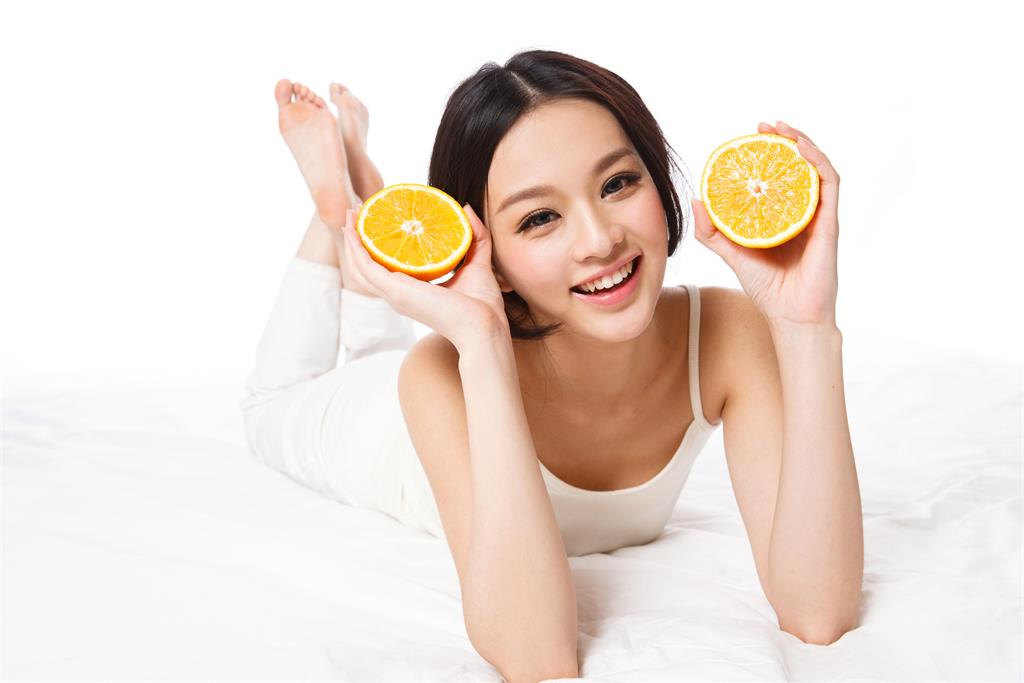 不想吃到乾橘子乾柳丁!挑柑橘類水果的關鍵細節+保存技巧一次公開