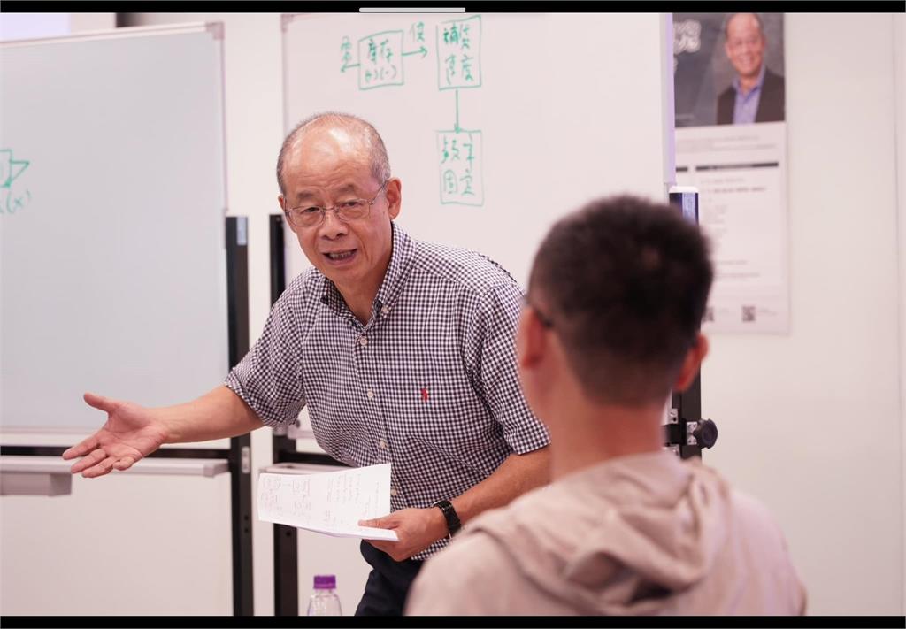 〈全民筆讚〉翁達瑞－教書三十年有感