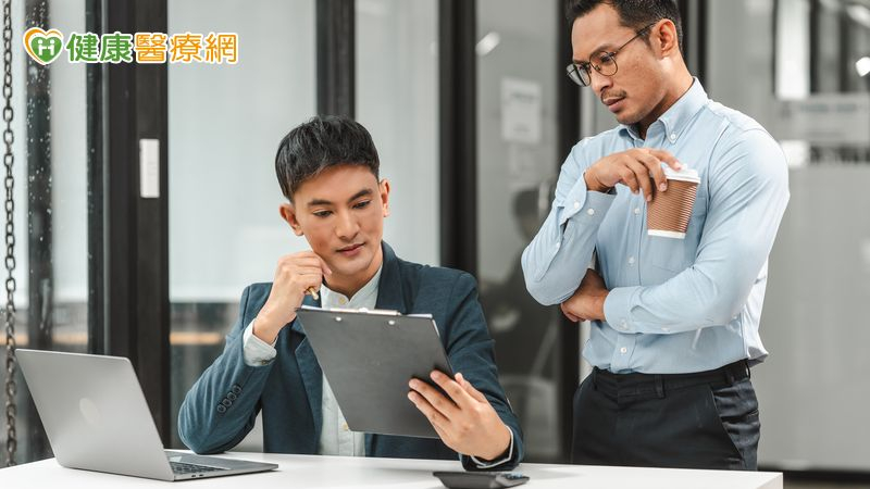 想當被信任的領導者？先戒掉這個「下意識壞習慣」