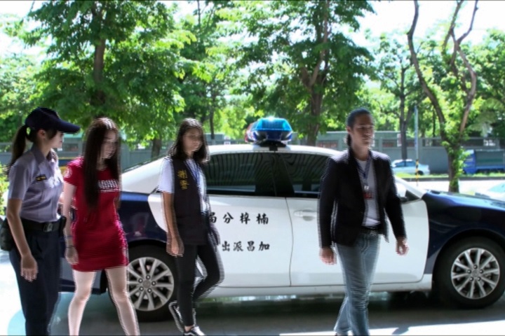 法院與民有約 高雄地院首映電影《真.偽善》