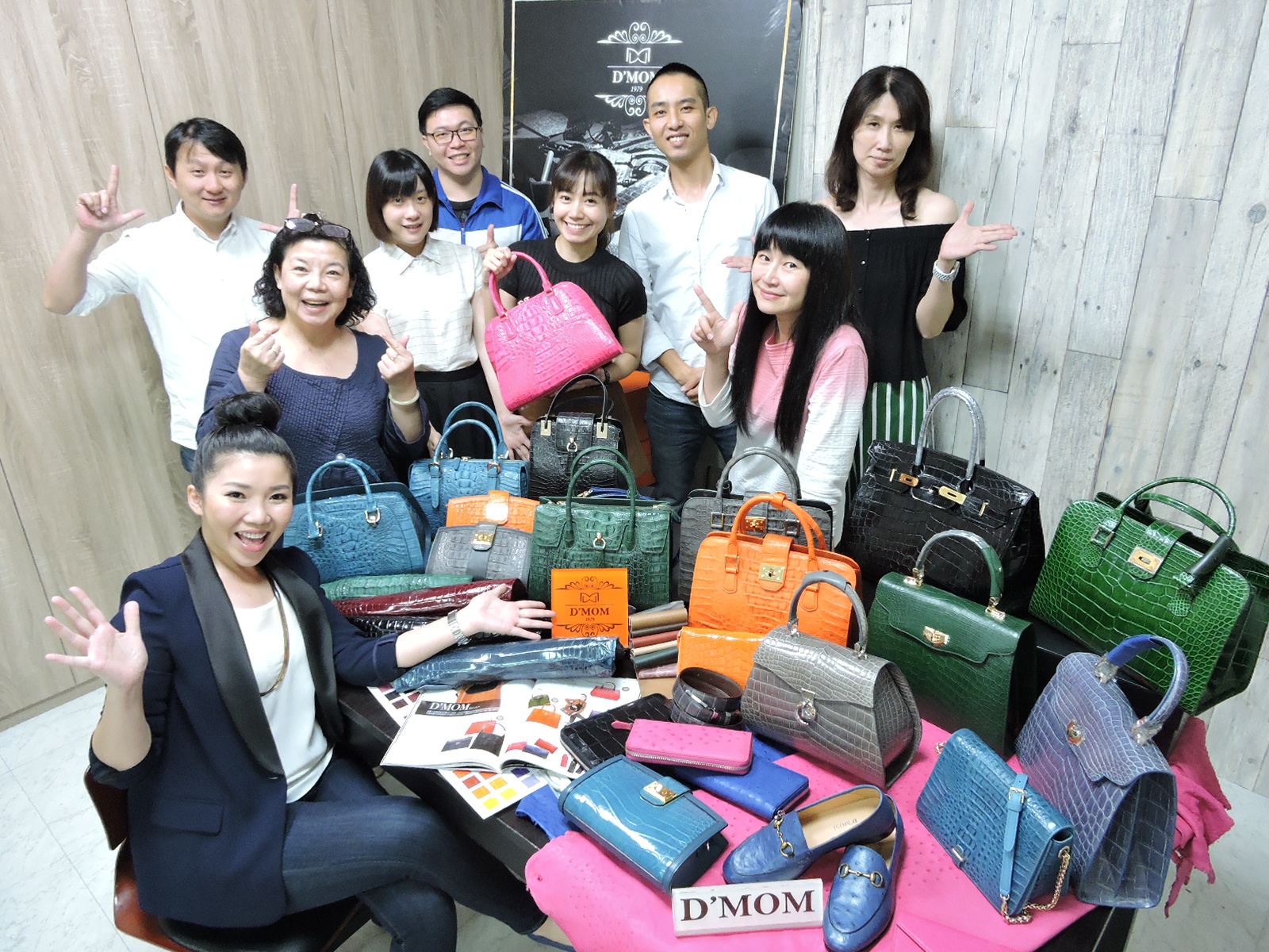 甘為「D’MOM 鱷魚包」一擲千金!台灣購物專家向「西」取經