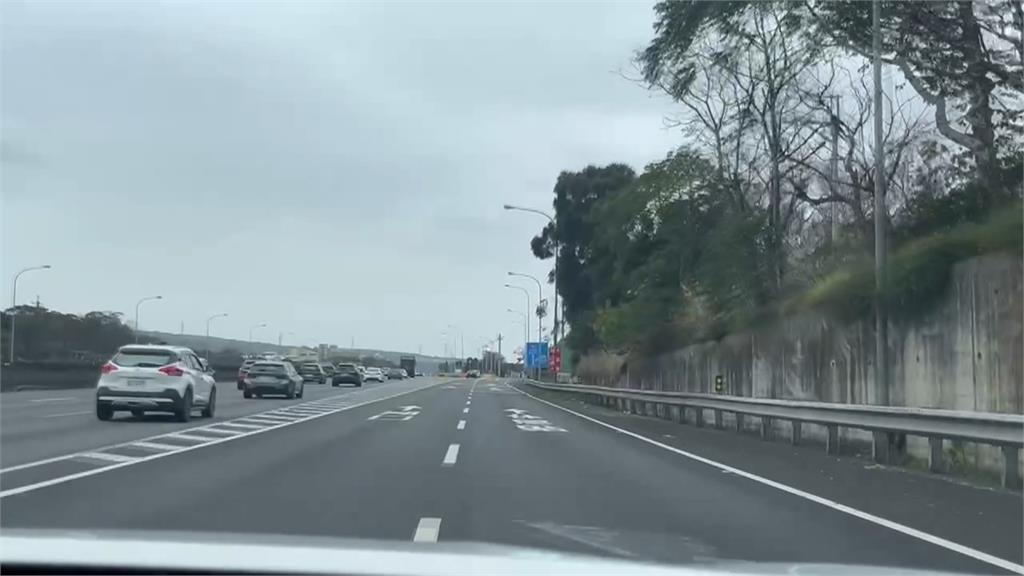 楊梅休息站「啟用逾3年事故不斷」　道路設計遭質疑有瑕疵