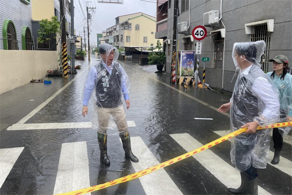 快新聞/台南勘災紀錄曝!謝龍介僅現身2天 林俊憲嗆:不救災就安靜