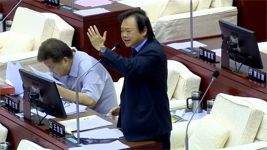 快新聞／被柯文哲說是「認真表演的議員」　王世堅：老闆來了夥計閉嘴