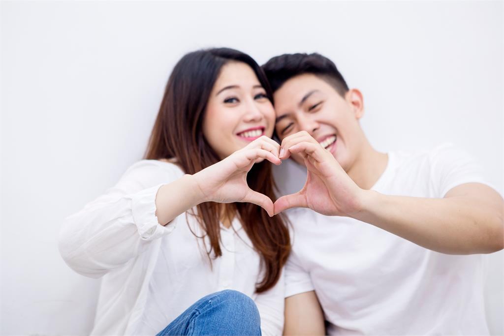 工作能扛、戀愛也能撐！事業型女生主導戀愛7大優勢