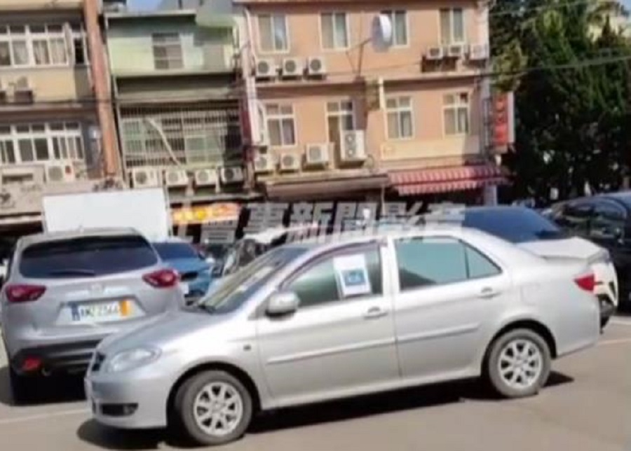 亂停空地慘被包圍封印？停車場業者曝真相