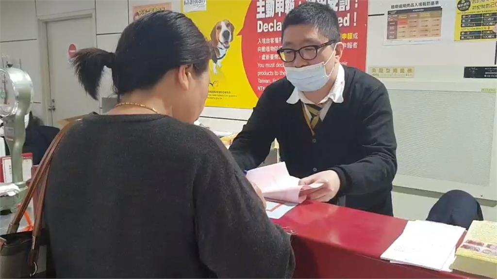 防中國豬入境罰款遭賴 黃國昌提案：沒繳禁入境