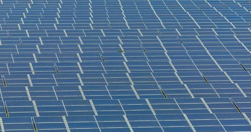 太陽能變垃圾？日本光電板回收費用誰出　政府沒共識