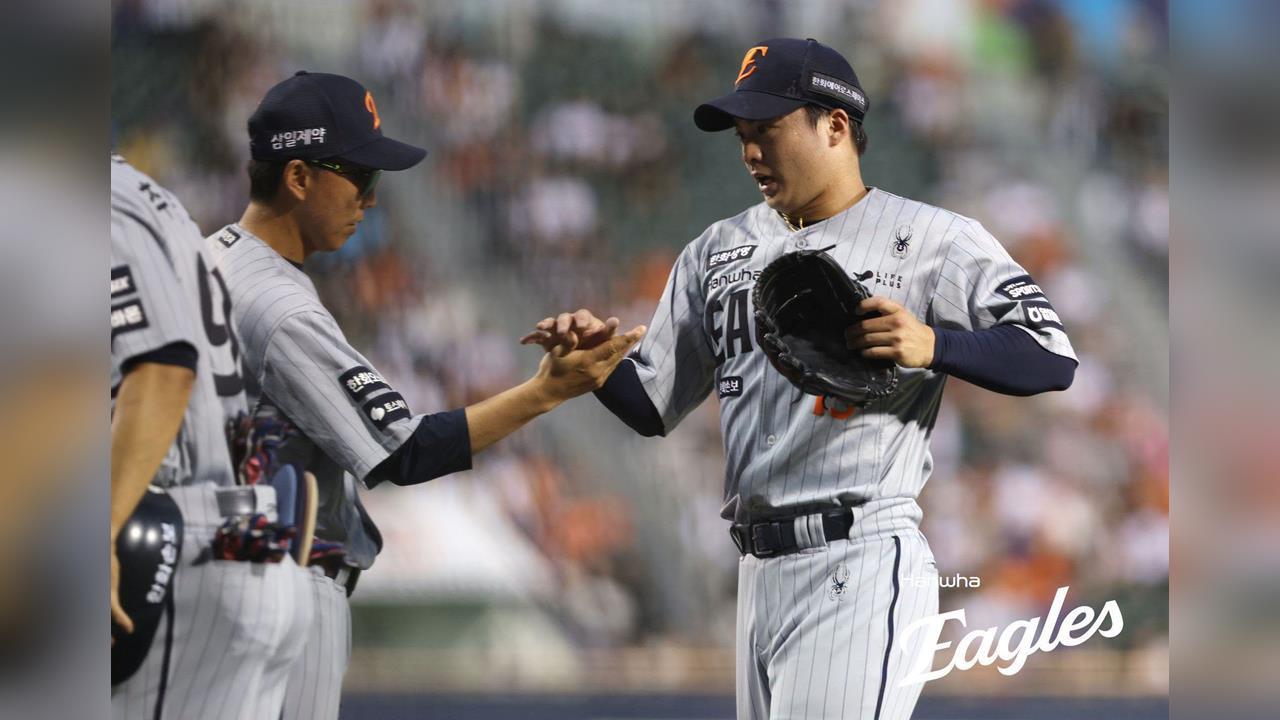 王彥程投3.1局失6分無關勝敗。(圖/取自韓華鷹)