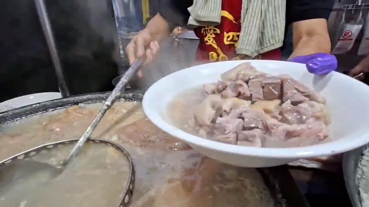 豬腳名店同一店面味道卻不同！　原是兩老闆輪月經營